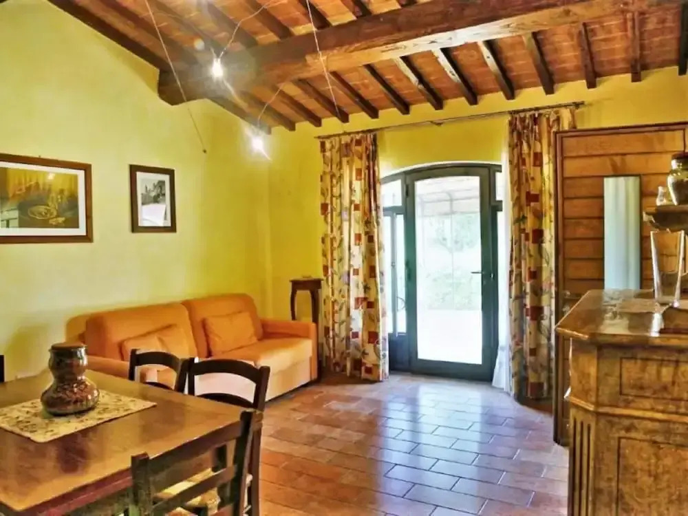 Relaxing Stay in Gambassi Terme