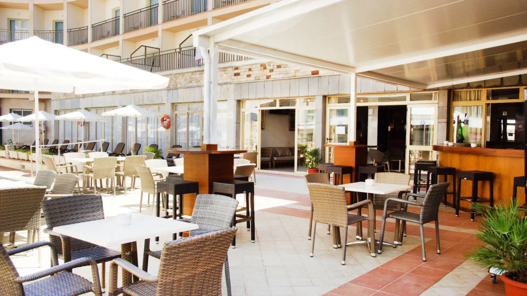 Hotel Iris