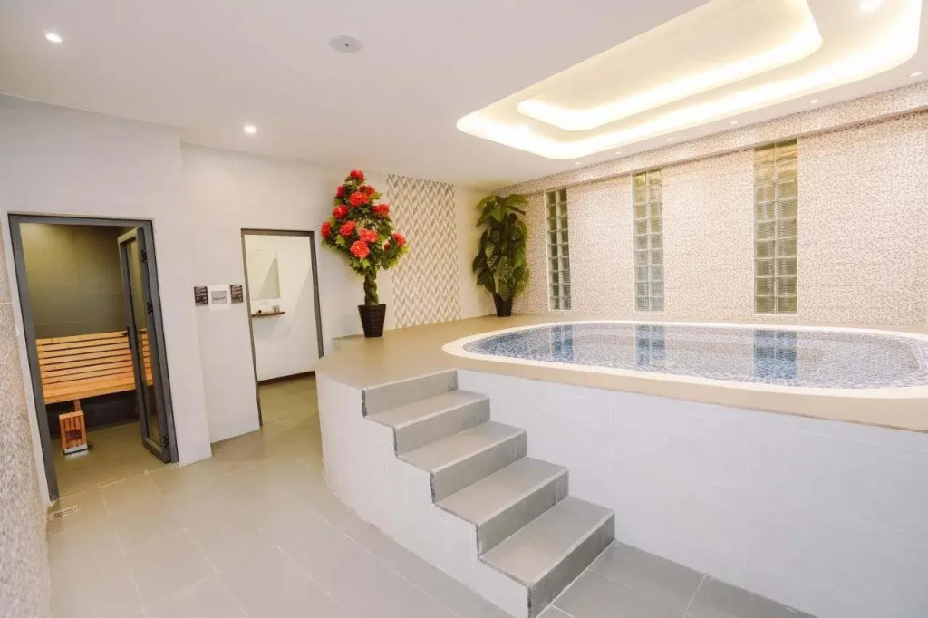 Reyna Hotel Hanoi & Spa