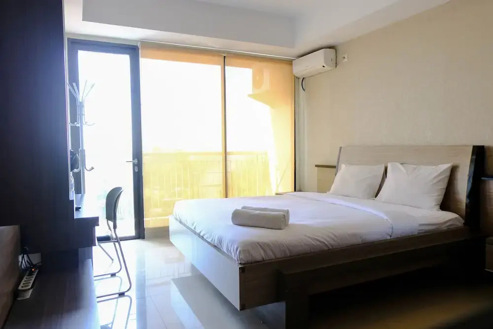Homey Studio Room At 6Th Floor Beverly Dago Apartment