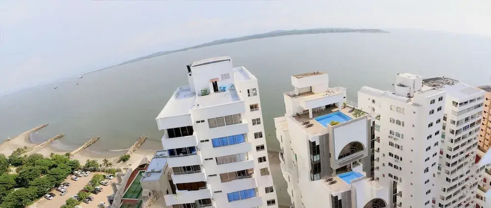 Apartment in Front of the Sea 1922B
