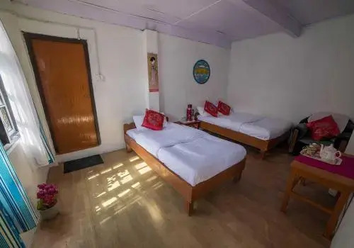 OurGuest Lachung Homestay