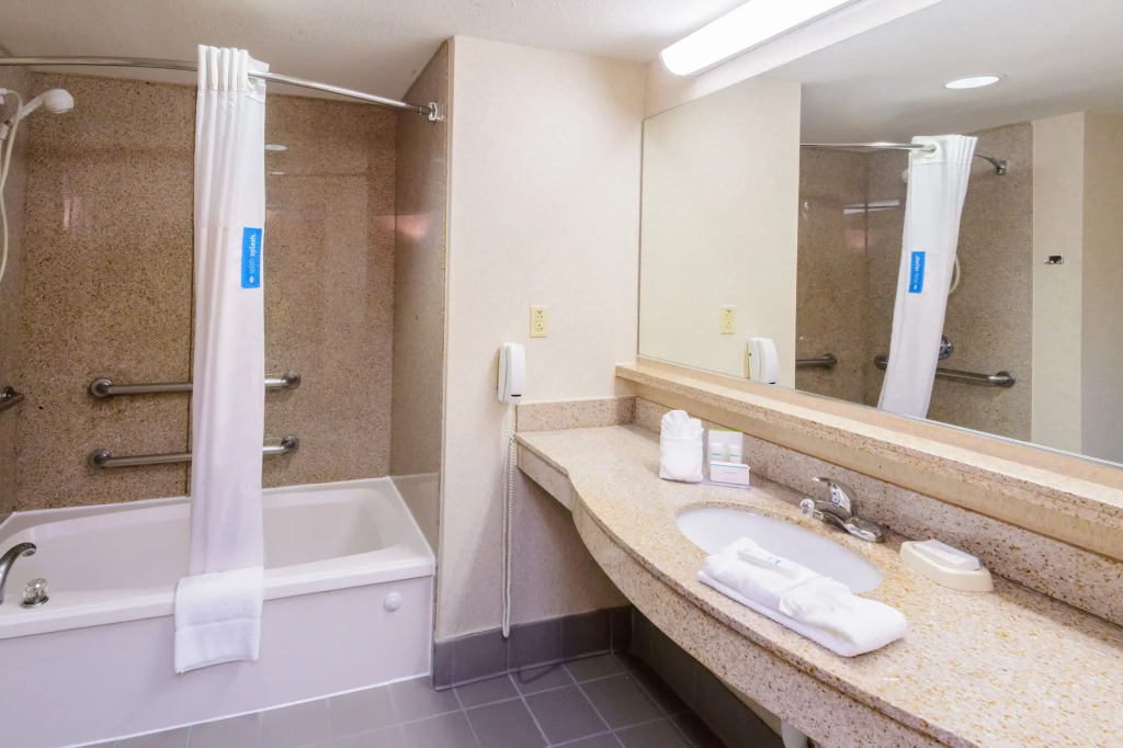 Hampton Inn Houston-Pearland, TX