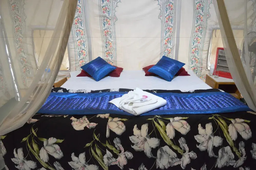 Divine Jaisalmer Desert Resort