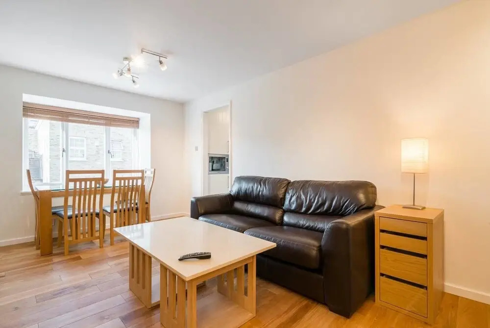 Modern 2 bed in the Isle of Dogs