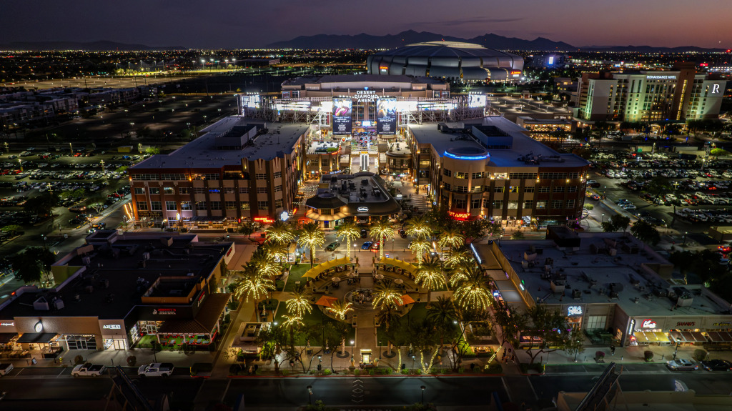 Holiday Inn Glendale - Stadium & Ent Dist by IHG