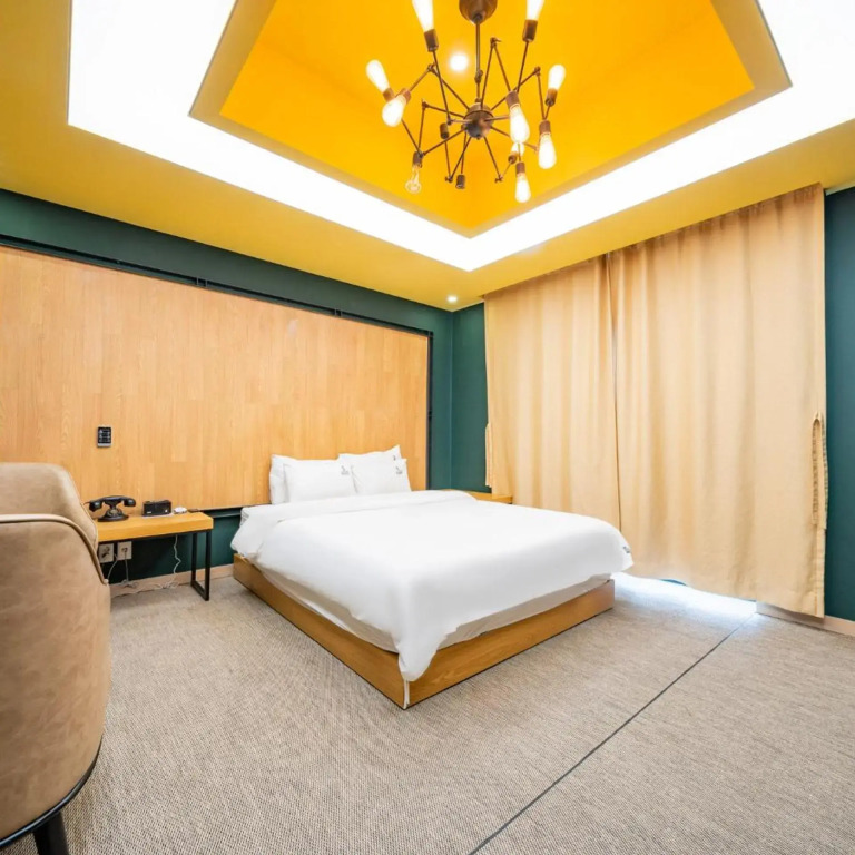 Louis Boutique Hotel