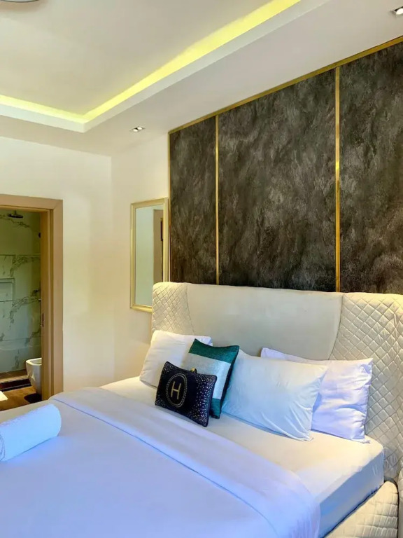 Sujimoto Serviced Apartments