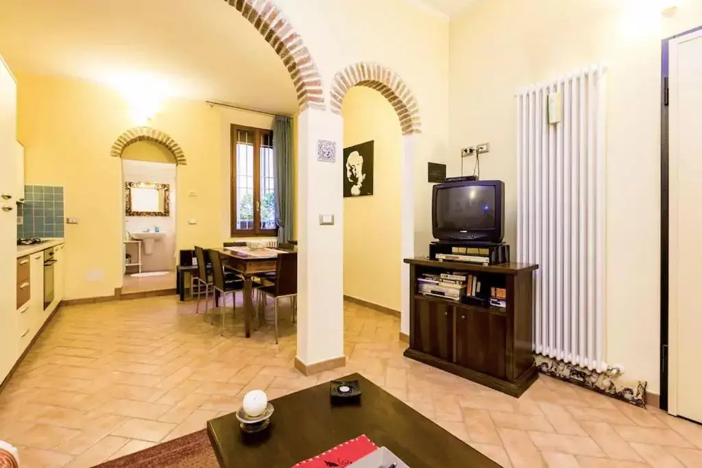 HouSmart Palestro 5