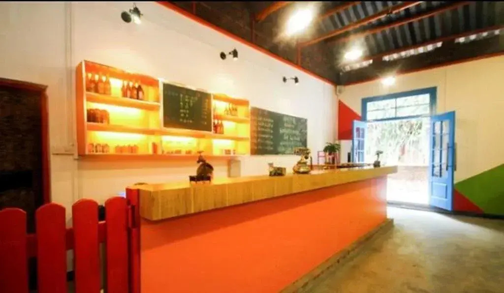 Zhuangse Chengdu Youth Hostel