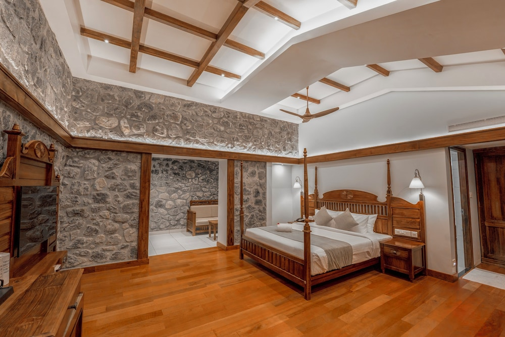 Le Montfort Resort