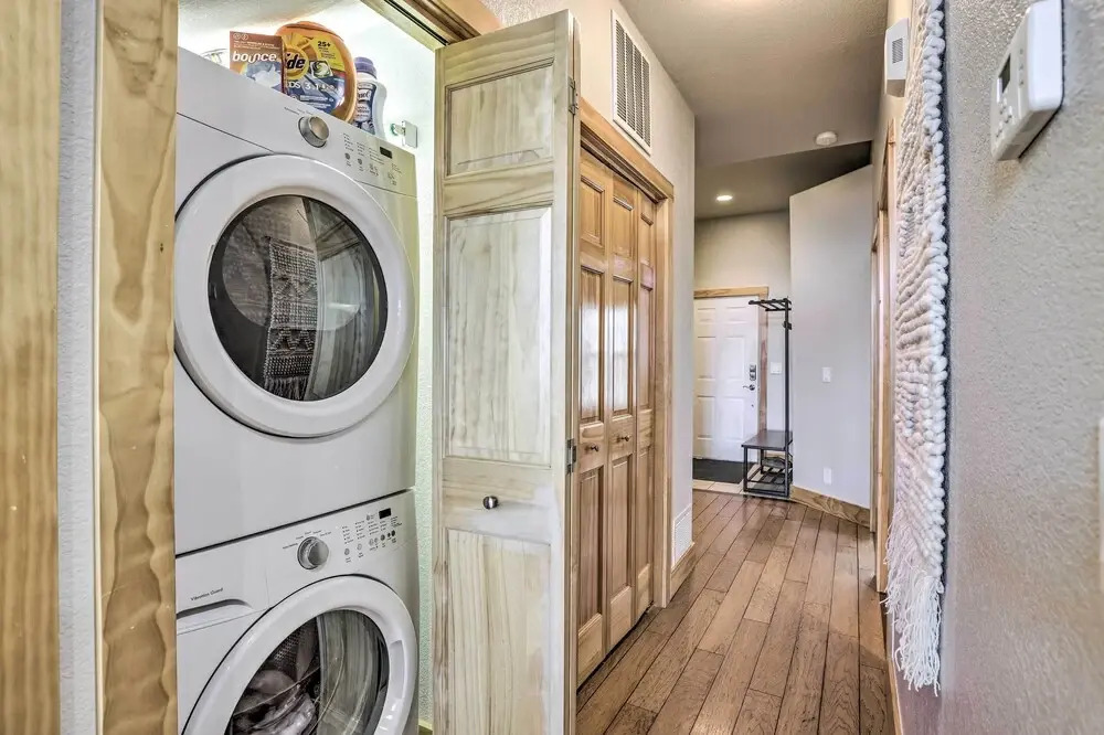 7 Mi to Slopes: Main Street Condo in Dillon