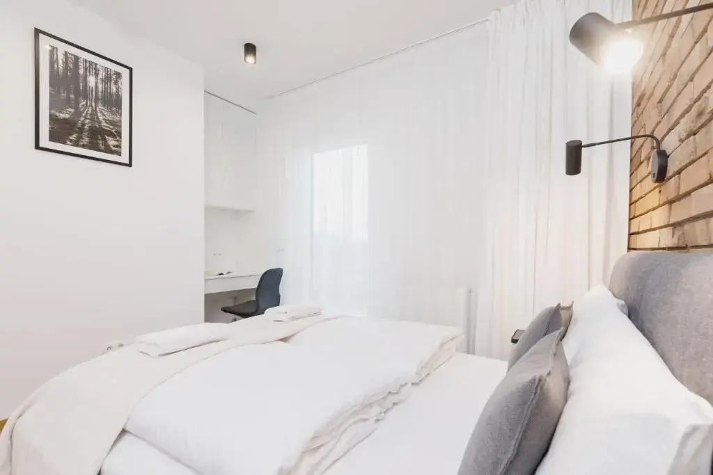 Apartments Supernova near Tauron Arena by Noclegi Renters
