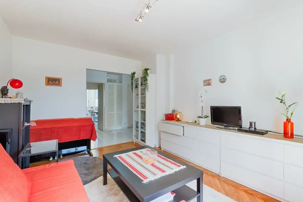 Bright Apartment in the Heart of Joliette
