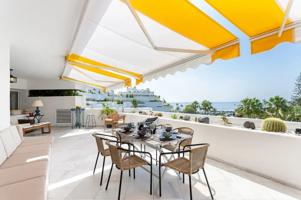 3BD Exclusive Apartment in Guadalmina Beach, Parque del sol