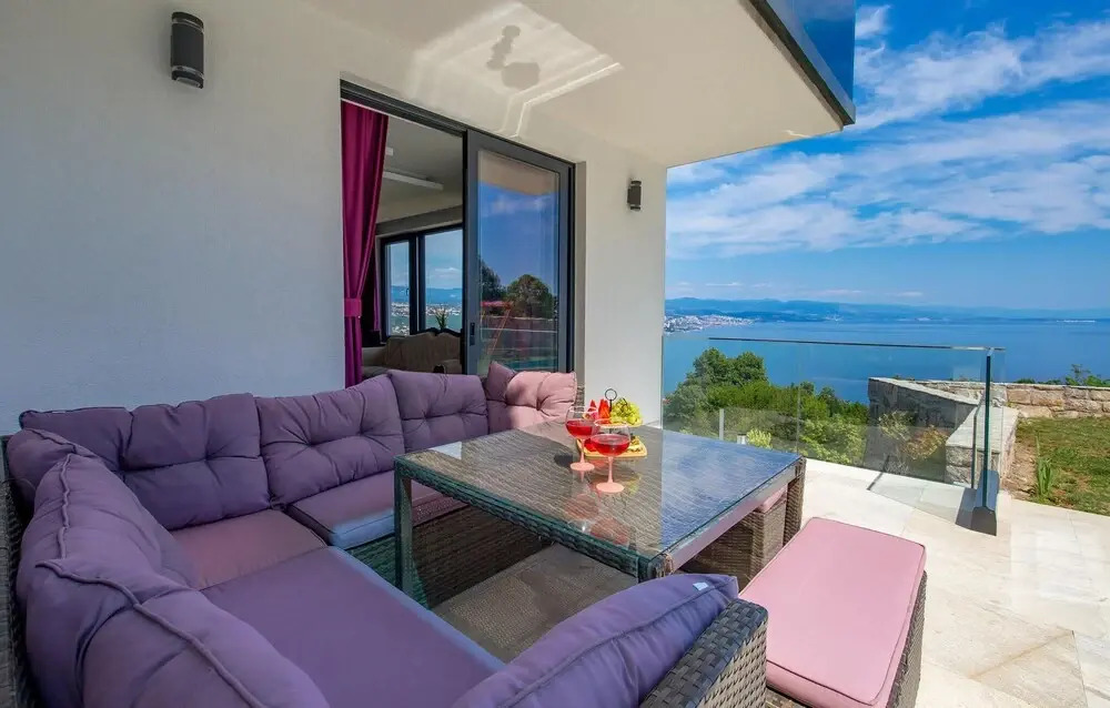 Amazing Home in Matulji With Outdoor Swimming Pool, Wifi and 5 Bedrooms