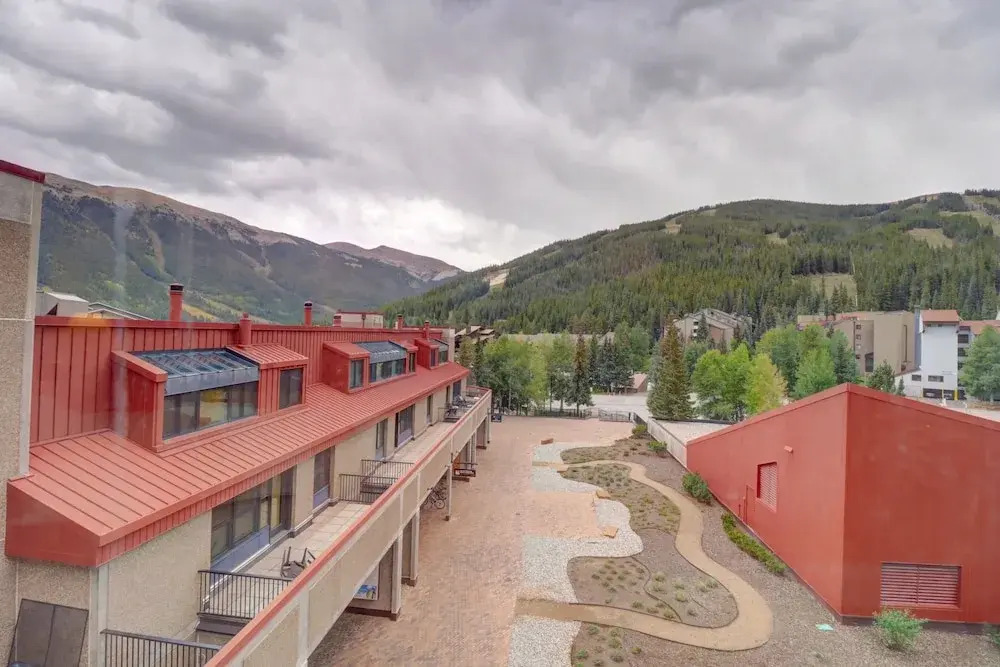 VS551 Village Square 1 Br 1 Ba