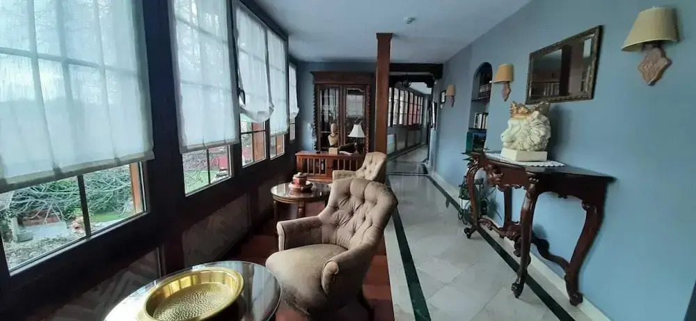 Apartamentos Turísticos El Nogal