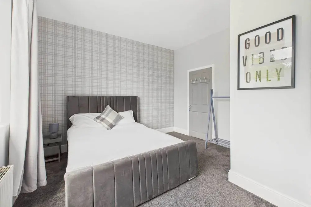 Host Stay Crosby House