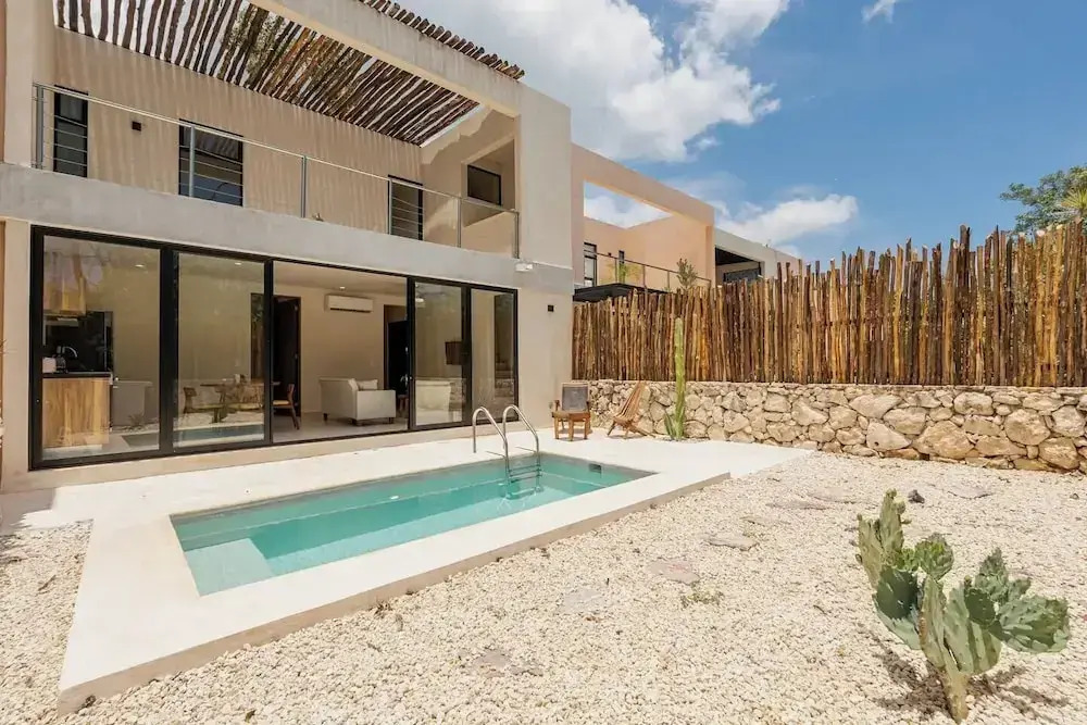 Beautiful 2 Bedroom Apartment