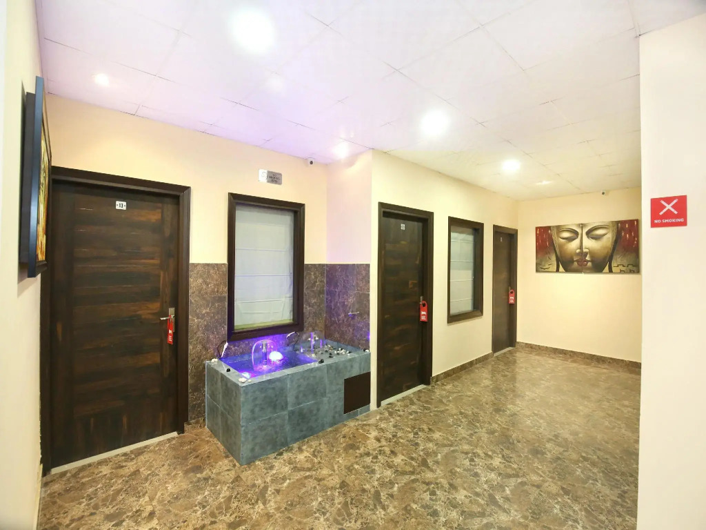 OYO 11934 Hotel De Agya Paradise