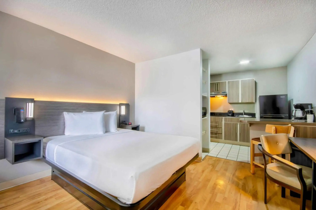Studio 6 Extended Stay - San Antonio, TX - Six Flags