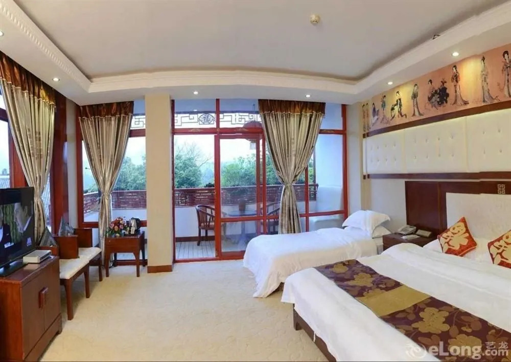 Yangshuo Imperial City Hotel