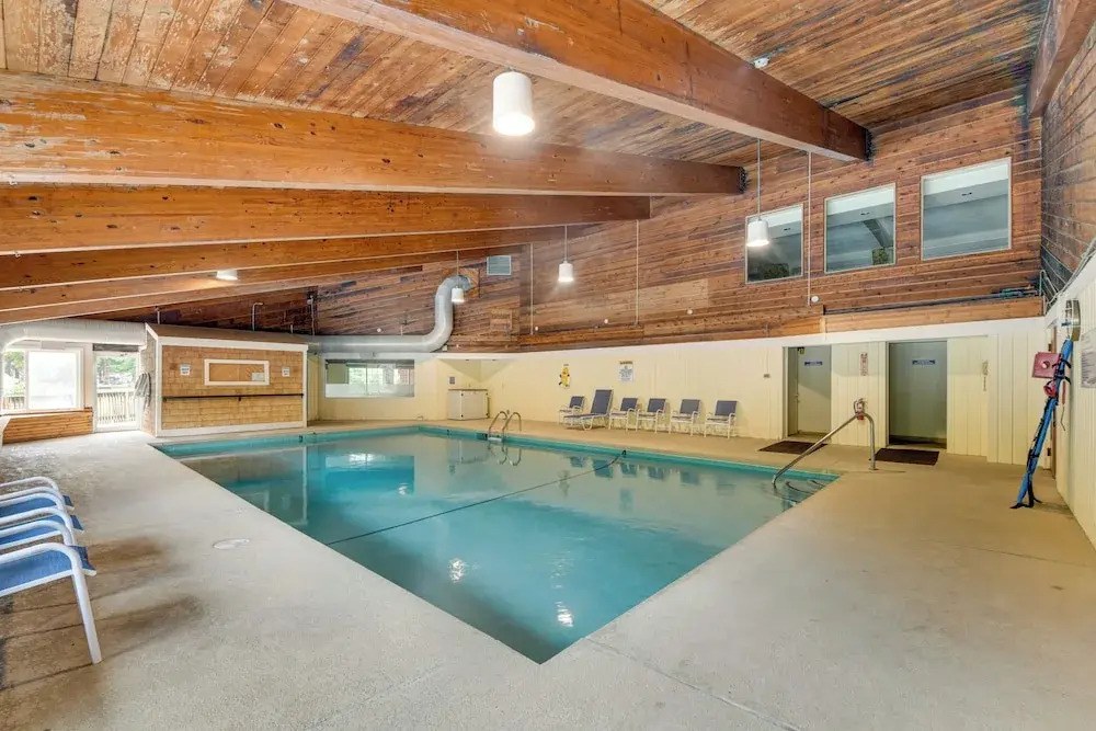 Golf, Hike & Swim: Gem < 1 Mi to Sugarbush Resort