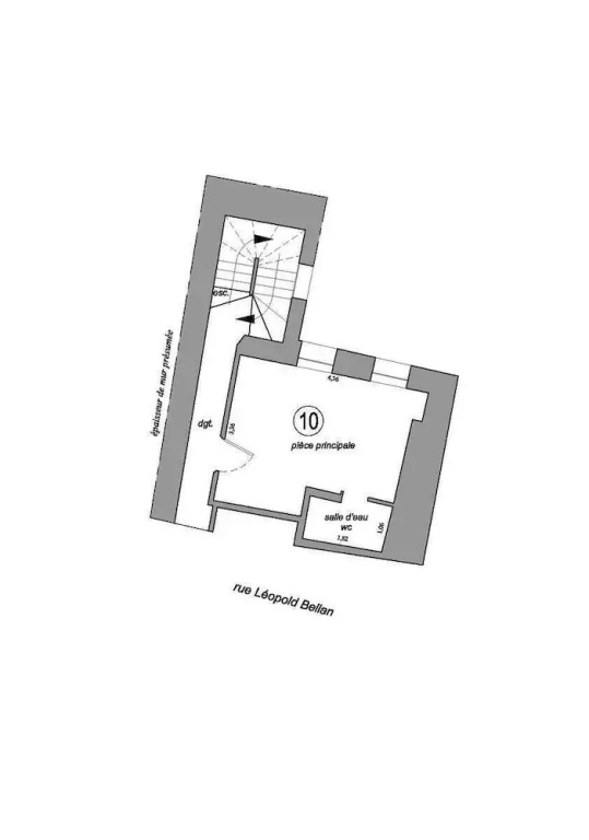 S02434 - Studio for 2 People, Metro Station Sentier