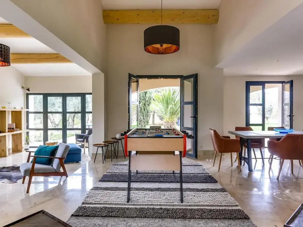 Maison Arles, 6 pièces, 8 personnes - FR-1-599-6
