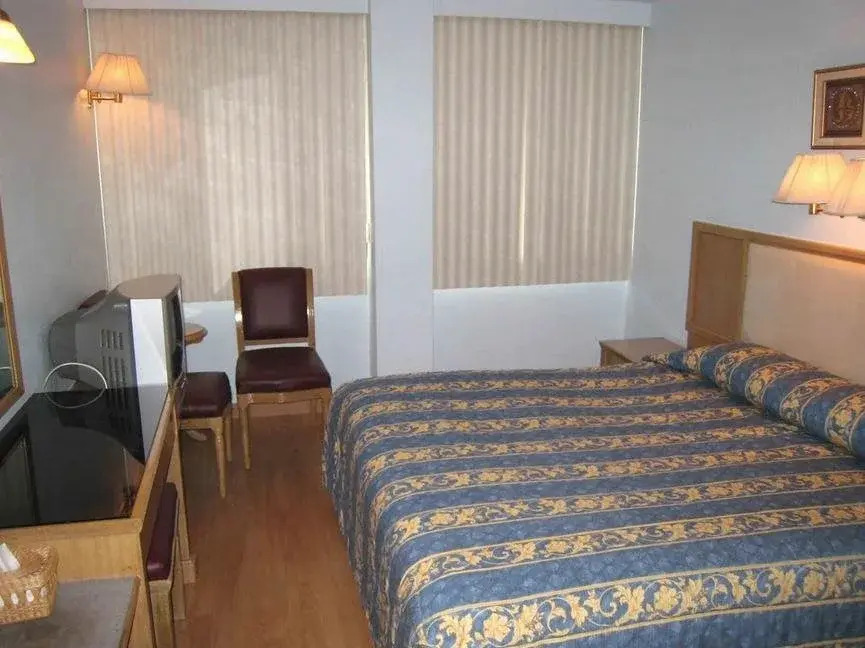 Far East Inn