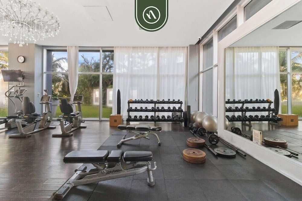 Beachfront 1 BR Condo With Multiple Pools - Gym