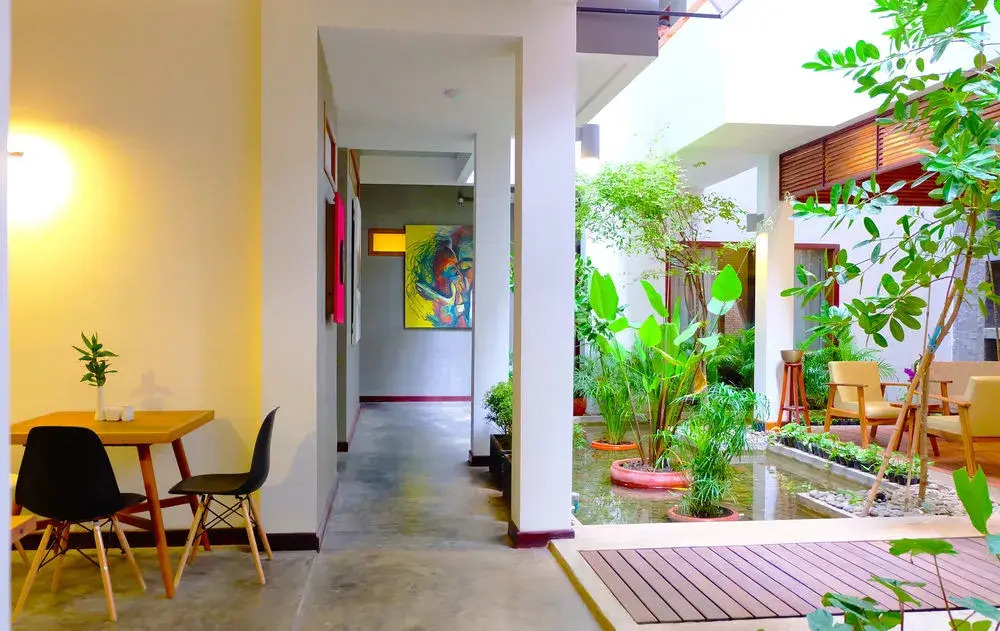 Frangipani Fine Arts Hotel