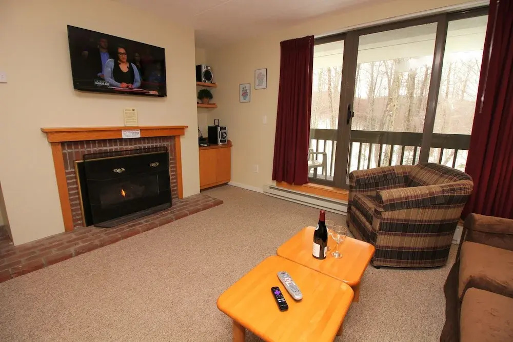 Pinnacle Condo Unit D13 by RedAwning