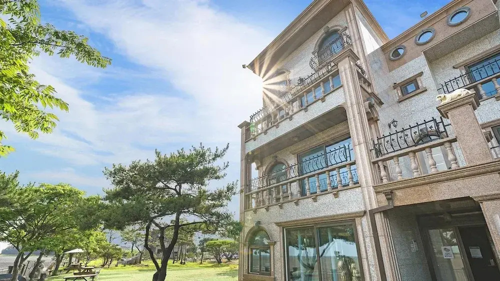 Daebudo Geugotegamyeon Pension