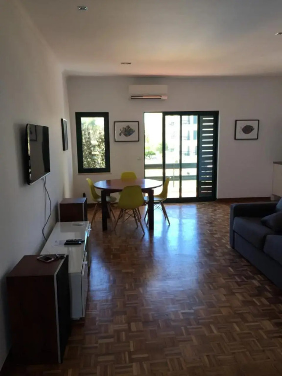 Tossan House in Vilamoura Downtown