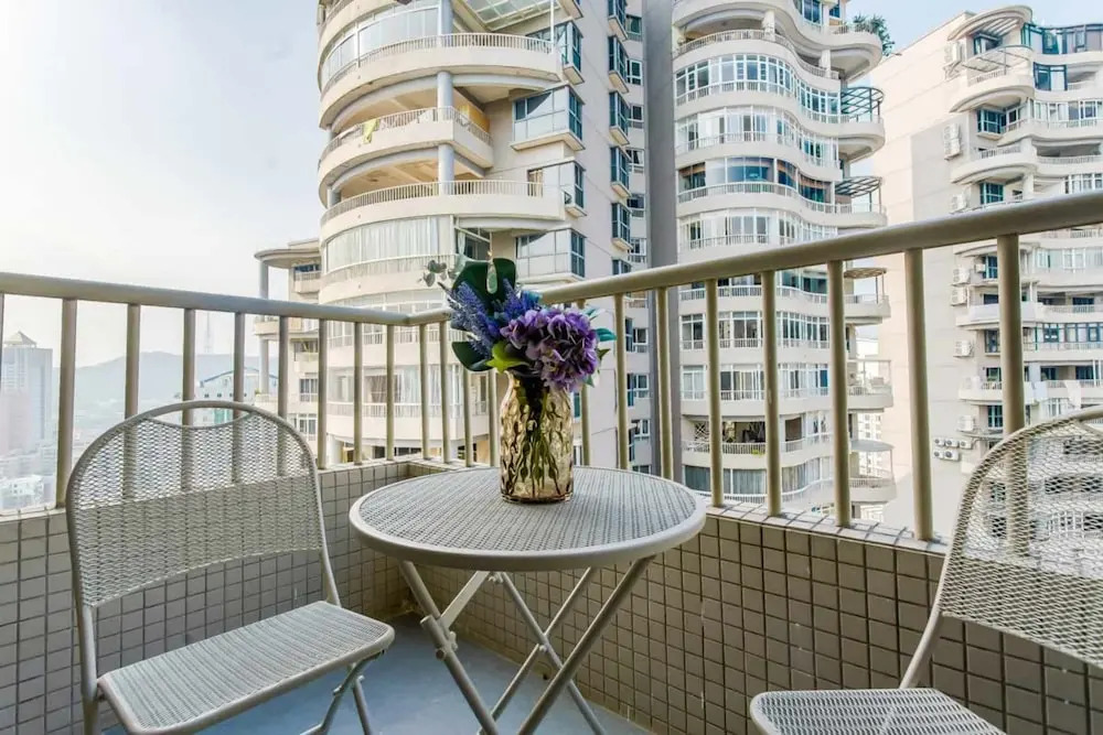 Locals Boutique Apartment Jiuzhou Port.6