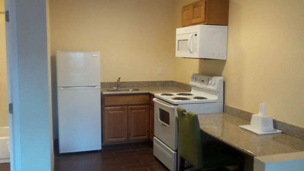 Surf City Inn & Suites