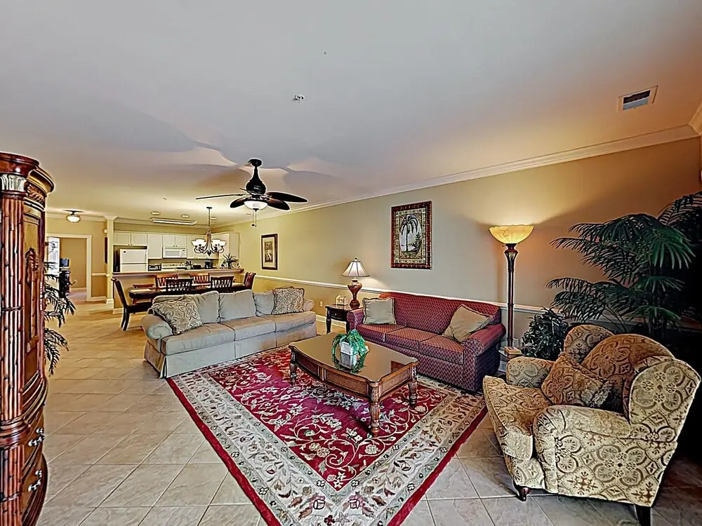 New Listing! Centrally Located W/ Pool 3 Bedroom Condo