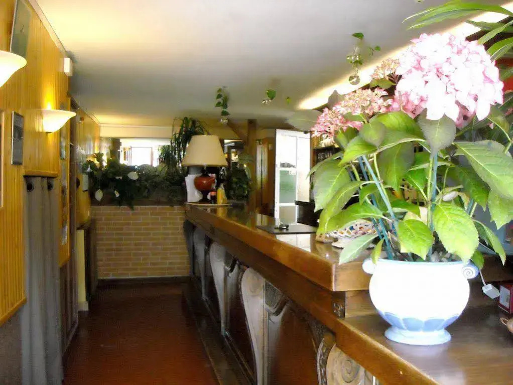 Logis hôtel restaurant Auberge Du Cheval Blanc