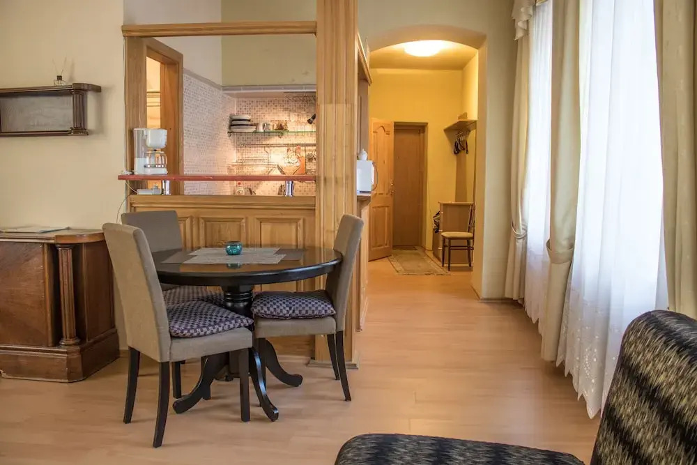 Apartment Stikliai