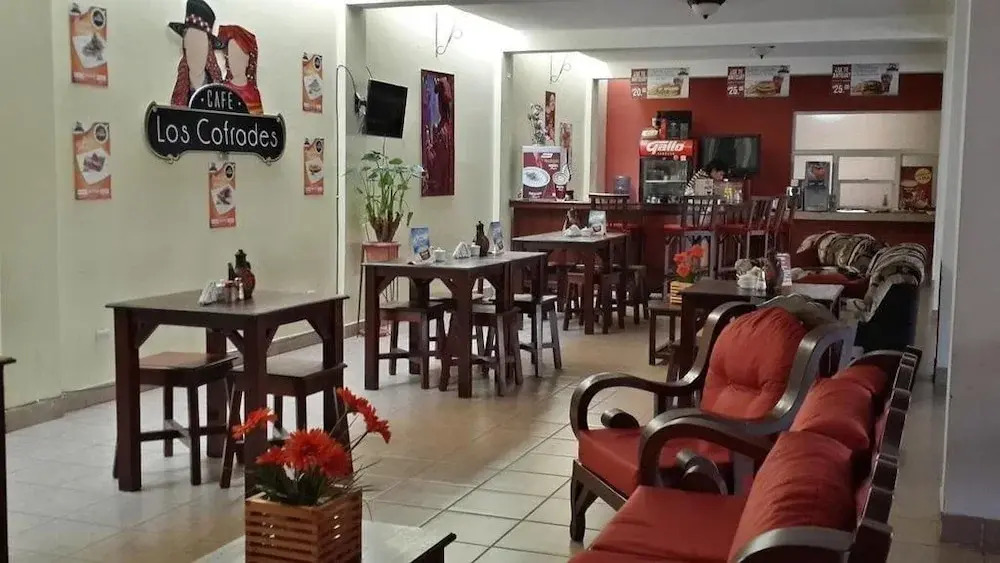 Hotel Los Cofrades