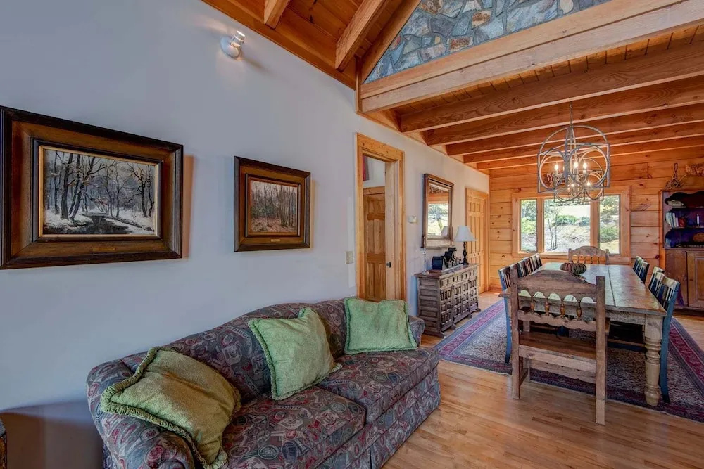 Boles Lodge
