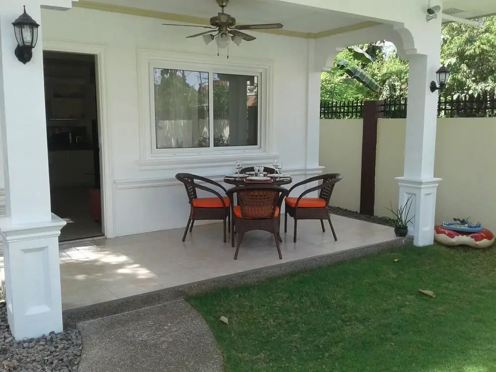 Alona Studio Bungalow