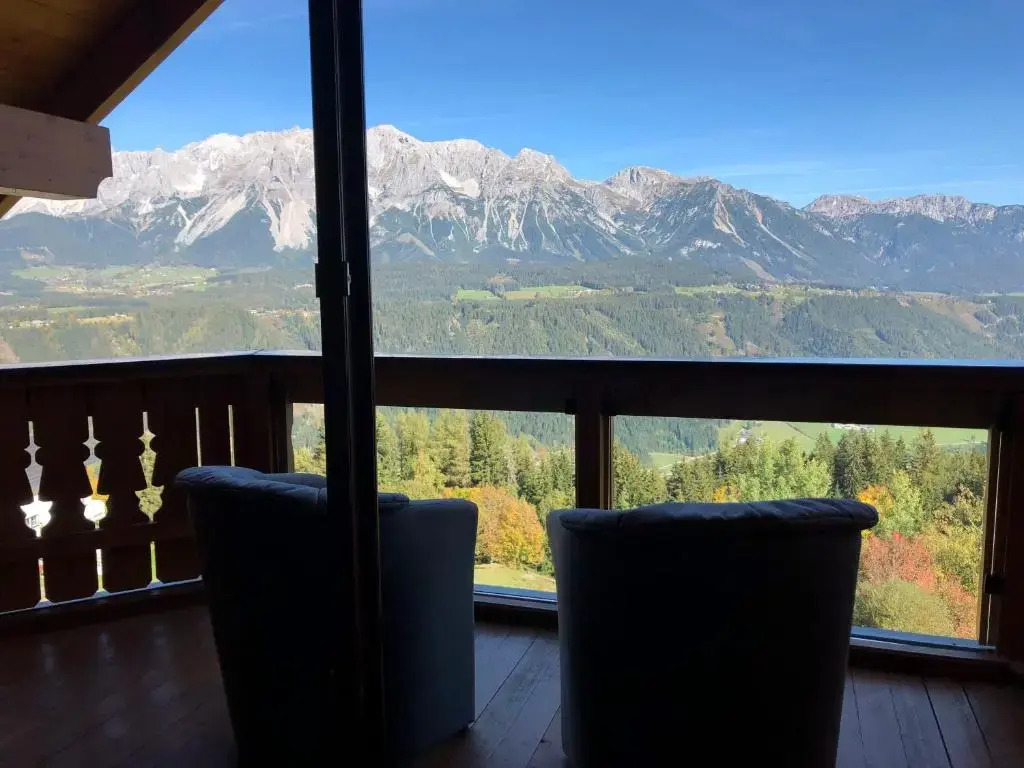 Ski In- Ski Out - Haus Stocker - direkt an der Skipiste by Schladmingurlaub