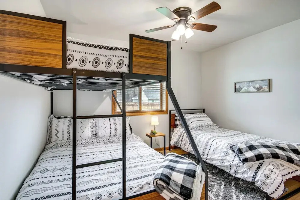 Beautiful Family Home: 10 Mi to Red Lodge Mountain