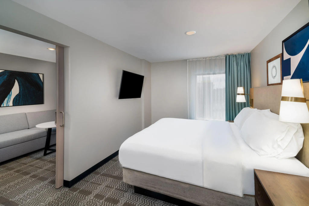 Staybridge Suites Louisville - East by IHG