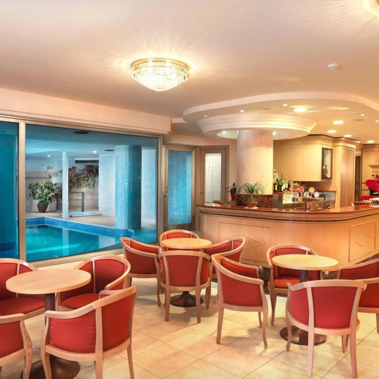 Hotel Mondial