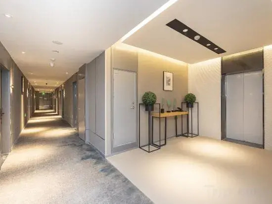 Homeinn Selected Hotel (Jinan Honglou Impression City Shandong University)