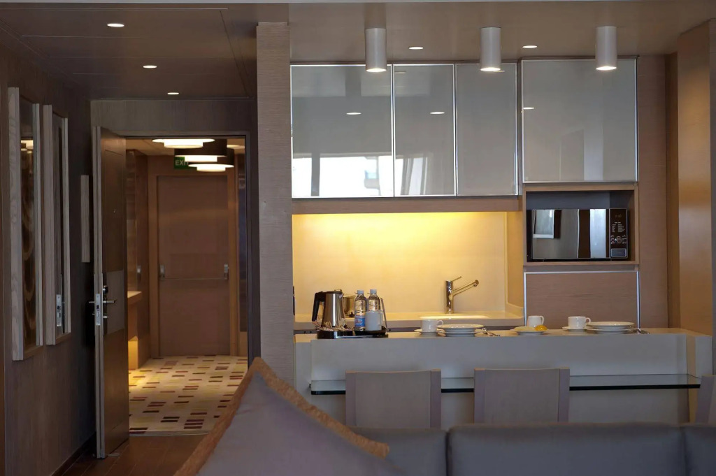Saifi Suites Hotel